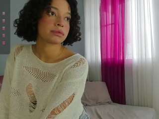 mollyybloom — Camsoda stream photo (Apr 2026)