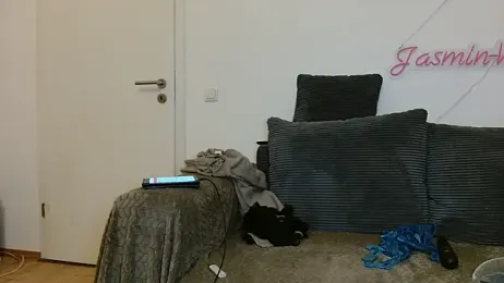 Jasmin-White — Stripchat stream photo (Apr 2026)