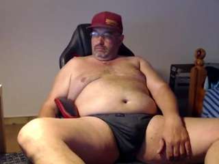 fraboys — webcam model online on camsoda