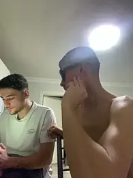 youmeloveyou — Stripchat stream photo (May 2026)