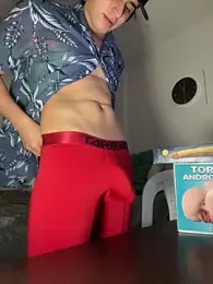 Maximuz1920 — Stripchat stream photo (Aug 2026)