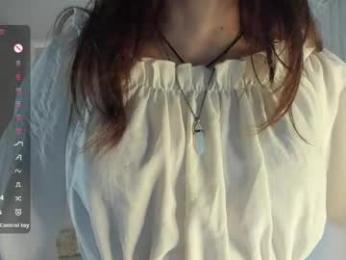 _vi_vi_ — webcam model online on chaturbate