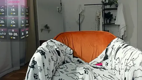 FaaBinaa — webcam model online on stripchat