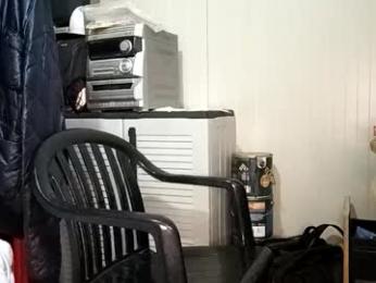 funny_quarantine — webcam model online on chaturbate