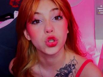 CoralineJones — webcam model online on bongacams