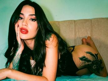 EmiliaVanRose — livejasmin