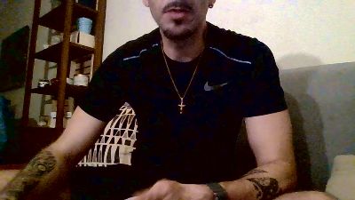 Chicosexyhetero — webcam model online on cam4