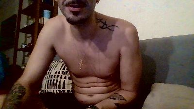 Chicosexyhetero — webcam model online on cam4