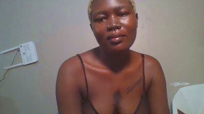 Coco_warden — Cam4 stream photo (Jun 2026)