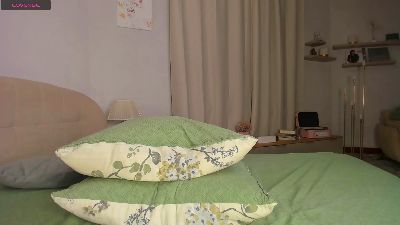 LoreleiAkbar — Cam4 stream photo (Apr 2026)