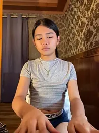 hugecock_molly — Stripchat stream photo (Sep 2026)
