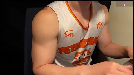 hao105 — webcam model online on stripchat