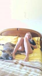 Piedisexy81 — webcam model online on cam4