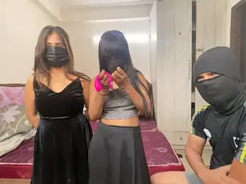 avnikaur — Stripchat stream photo (Apr 2026)