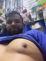 Sheik_z_o — webcam model online on stripchat