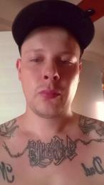 Ryanyuri999hot — webcam model online on cam4