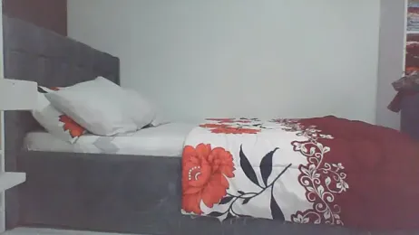 julietunderwoood — Stripchat stream photo (May 2026)