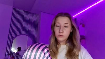 KendraBertel — Cam4 stream photo (Sep 2026)