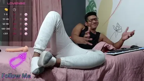 TomLover_12 — Stripchat stream photo (Nov 2023)