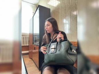 LustySass — webcam model online on bongacams