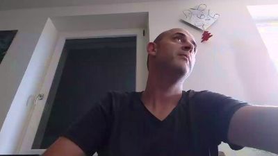 Xxxme85 — Cam4 stream photo (Jun 2026)