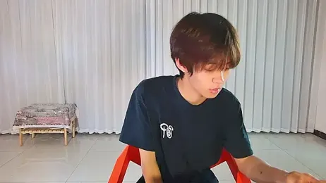 buding-001 — Stripchat stream photo (Apr 2026)