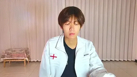 buding-001 — webcam model online on stripchat