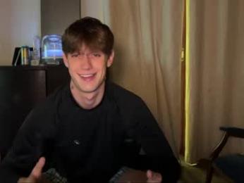 mason_gallagher — webcam model online on chaturbate