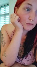 DieOssiTiffi — webcam model online on cam4