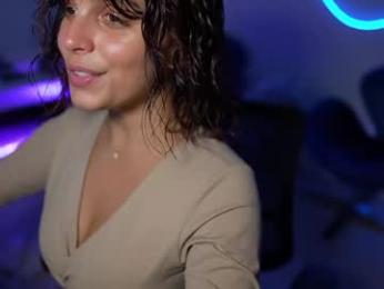 lilbeccaxo — chaturbate