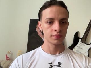 Walker Brown — flirt4free
