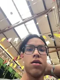 Andres_boy252 — Stripchat stream photo (Apr 2026)