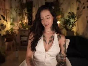 effylowell_ — Chaturbate stream photo (Jul 2026)