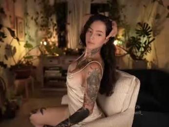 effylowell_ — Chaturbate stream photo (Jul 2026)