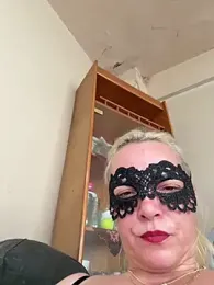 Olgundolgun33 — Stripchat stream photo (May 2026)