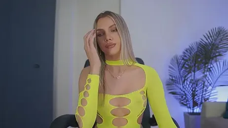 Yvonna_One — Stripchat stream photo (Apr 2026)