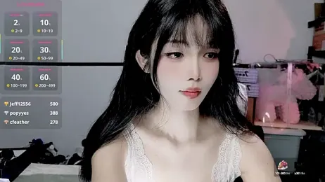 XueNi-888 — Stripchat stream photo (May 2025)