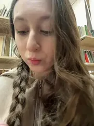 FroggyAnna — webcam model online on stripchat