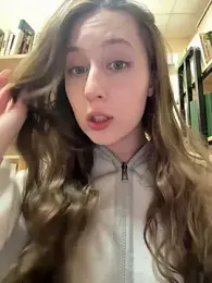 FroggyAnna — webcam model online on stripchat