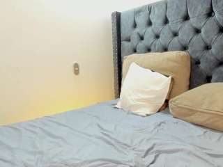 sophia-lopeez — Camsoda stream photo (Aug 2026)