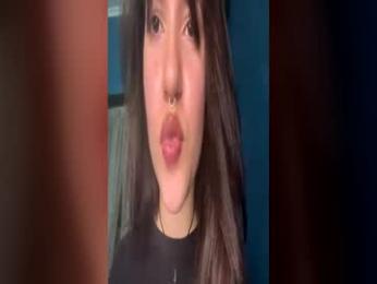 kikilove15 — Chaturbate stream photo (Jun 2026)