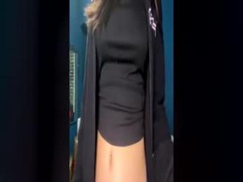 kikilove15 — Chaturbate stream photo (Jun 2026)