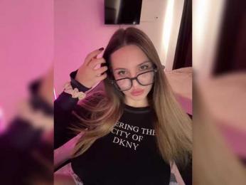 CrisKissa — Bongacams stream photo (Sep 2026)