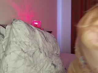 Becky Covert — webcam model online on flirt4free