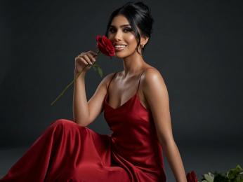 ShantalMolly — webcam model online on livejasmin