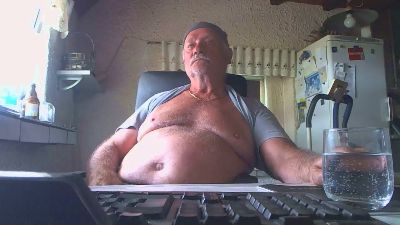 Melkmann1 — cam4