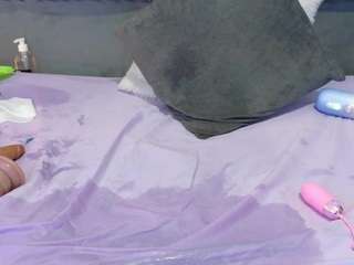 mia-makleynn — Camsoda stream photo (Apr 2026)