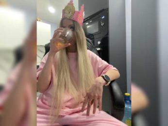 blondalina — Bongacams stream photo (May 2026)