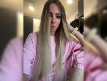 blondalina — Bongacams stream photo (May 2026)