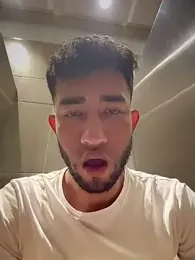 liam_bronw — webcam model online on stripchat